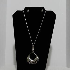 Christopher & Banks Jewelry